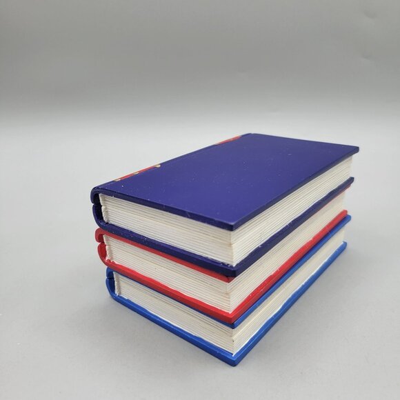 Charming Tails Library Character Figurines Collection 98/547 Set of Three Books - Picture 9 of 11